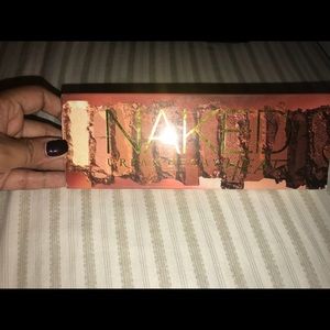 Urban Decay Naked Heat Palette